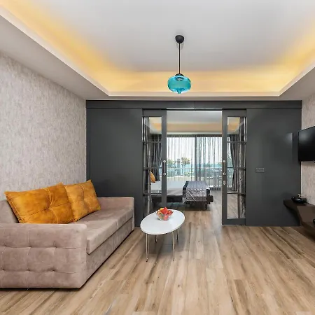 Elite Luxury & Hotel 5*